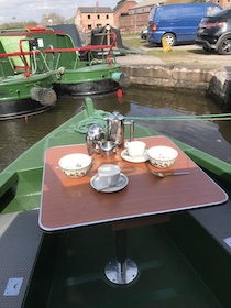 The Mino canal boat operating out of Stone