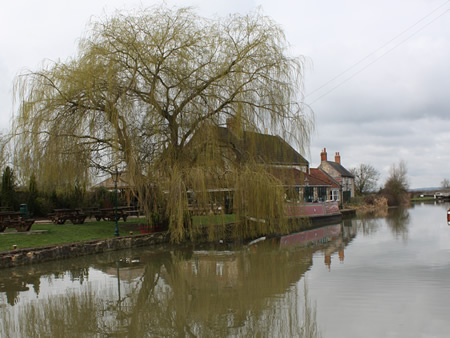 Beautiful scenery on the canals