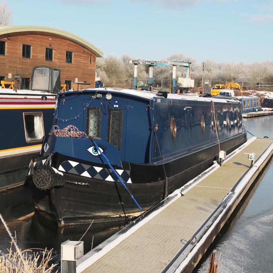 The Marilyn Mayfly canal boat operating out of North Kilworth Marina